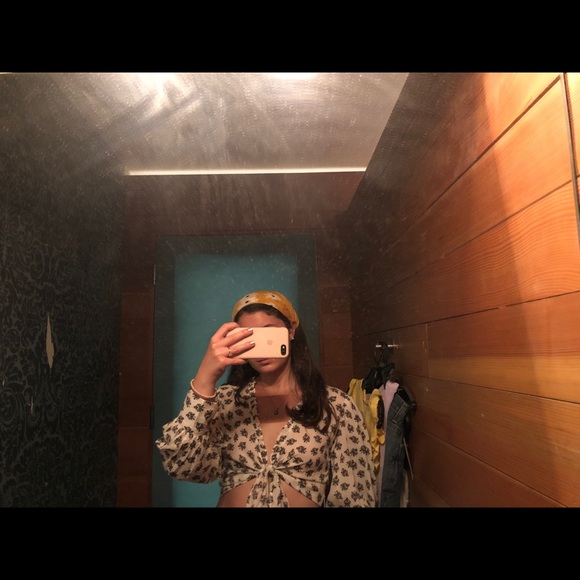 Meet your Posher, Jessica - Picture 5 of 5